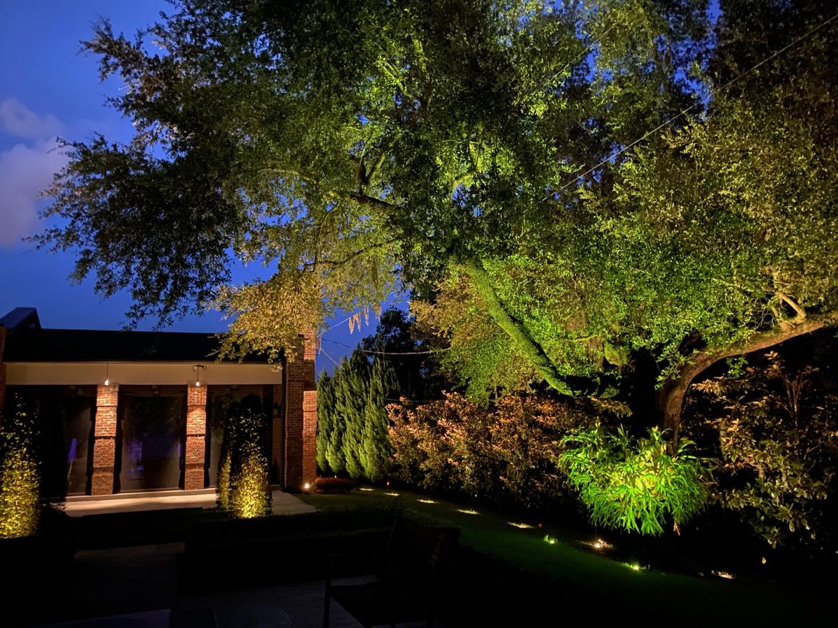 Professional outdoor lighting in FL