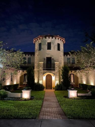 Orlando Landscaping & Lighting at Spring Lake Hills