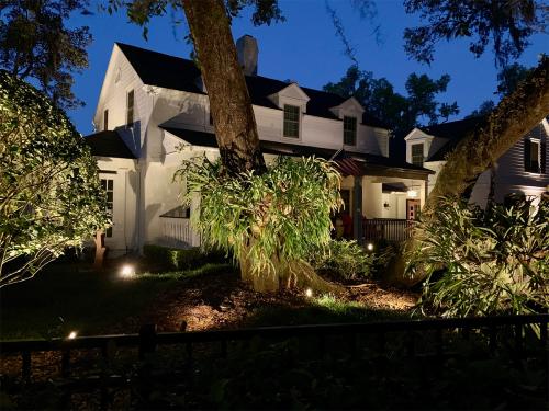 Outdoor Lighting Contractors in FL Kraft Azalea Gardens